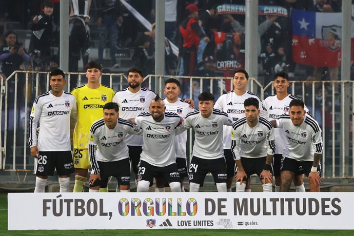Futbol, Colo Colo vs Cobresal. Fecha 15, Liga de Primera 2026. El equipo de Colo Colo es fotografiado durante el partido de la Liga de Primera contra Cobresal disputado en el estadio Monumental de Santiago, Chile. 13/06/2026 Jonnathan