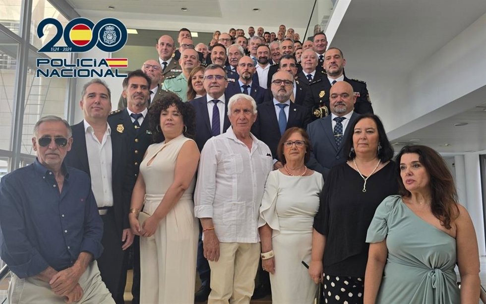 Granada celebra la oonmemoración del Día de las víctimas del terrorismo en la Policía Nacional