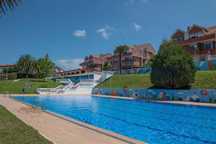 Piscina municipal de Puente San Miguel