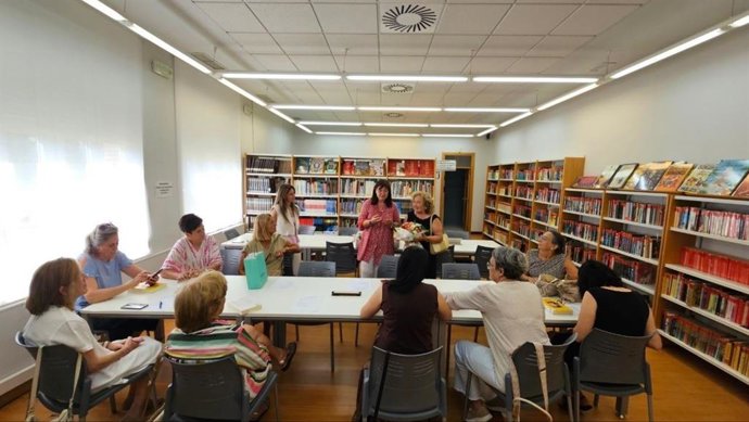 La Biblioteca municipal de Calahorra consolida sus clubes de lectura para adultos y confirma su continuidad el próximo curso 2026- 2027