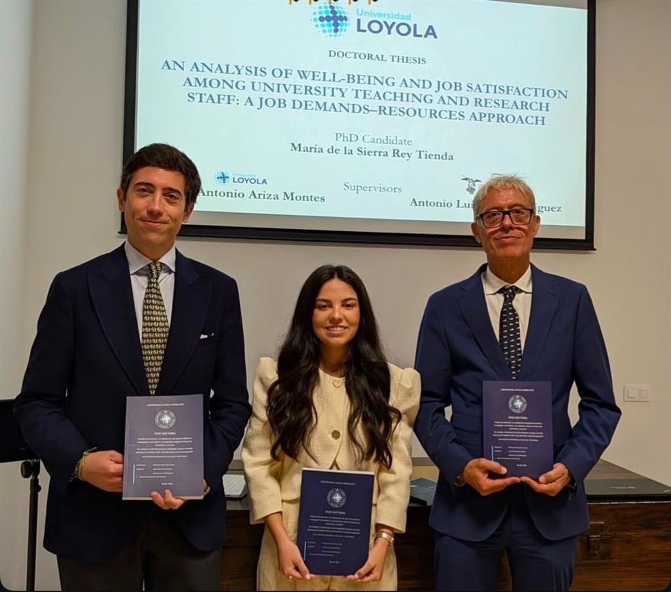 La investigadora María de la Sierra Rey Tienda en la defensa de su tesis doctoral.