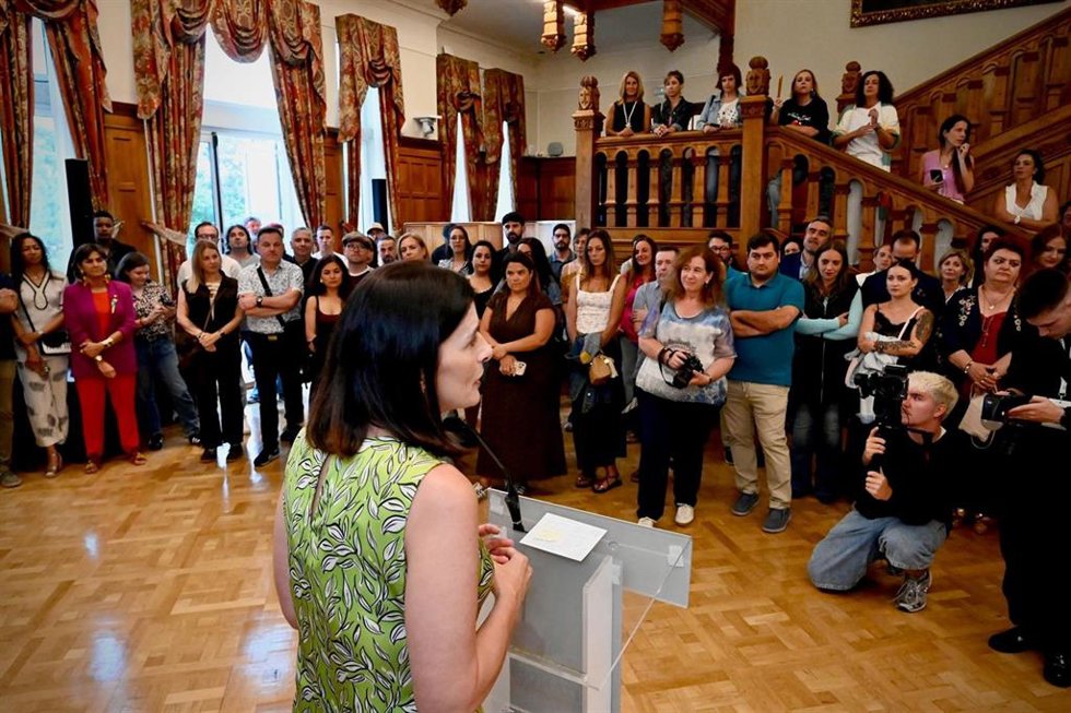 Gema Igual presenta los conciertos de La Porticada durante la Semana Grande de 2026