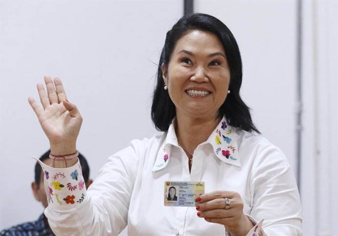 7 de junho de 2026, Lima, PERU: A candidata à presidência KEIKO FUJIMORI, do partido Força Popular, em Lima, vota em Lima