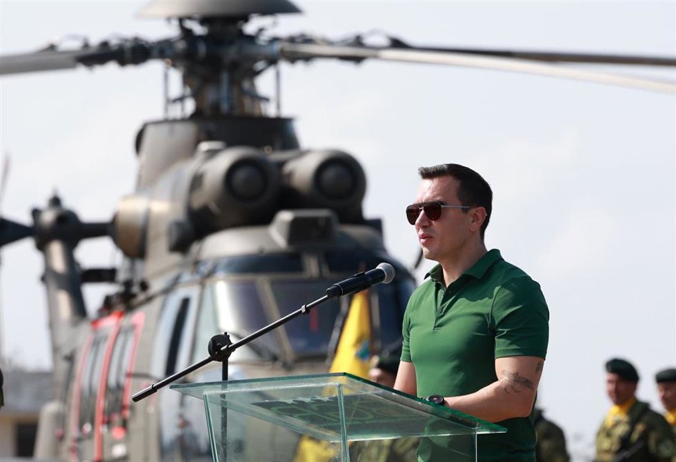 El presidente de Ecuador, Daniel Noboa, en un acto de entrega de helicópteros en la Base Aérea de Salinas, en la mitad sur de la costa ecuatoriana