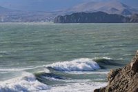 Ucrania acusa a Rusia de atacar dos buques en el mar Negro, con al menos un muerto y cinco heridos