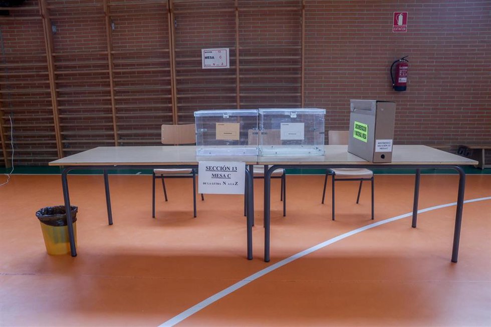 Archivo - Mesa electoral de 2023 en Getafe (Madrid)