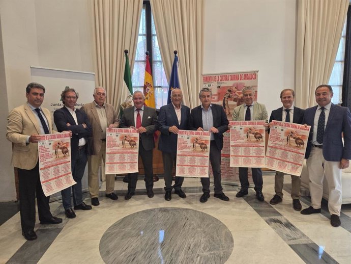 La presentación de los carteles ha sido en el Palacio de San Telmo.
