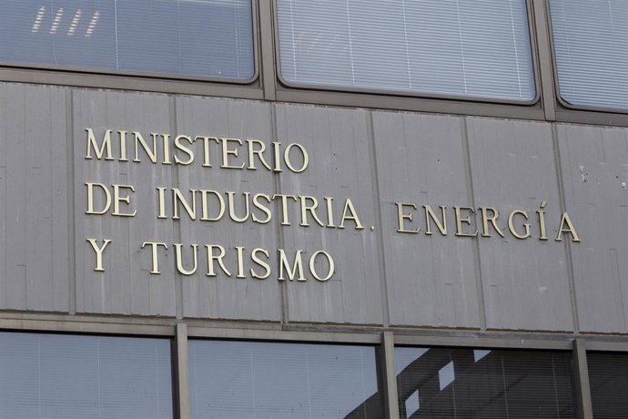 Archivo - Ministerio de Industria, Energía y Turismo