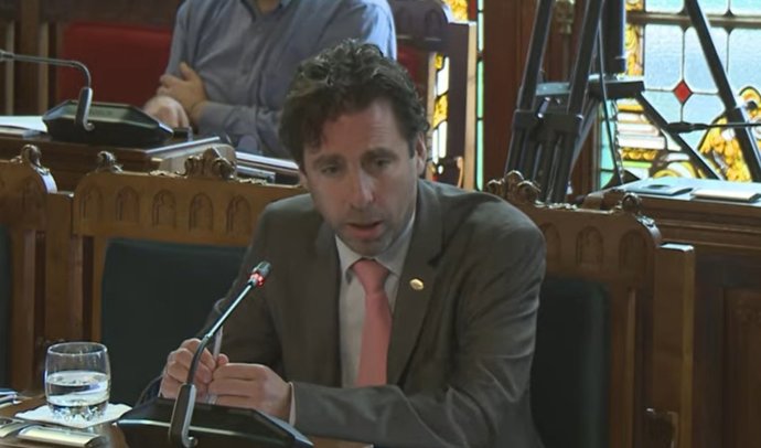 Roberto Fernández Llera