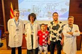 Foto: Vall d'Hebron de Barcelona opera por "primera" vez en Europa a un niño con robot de una sola incisión