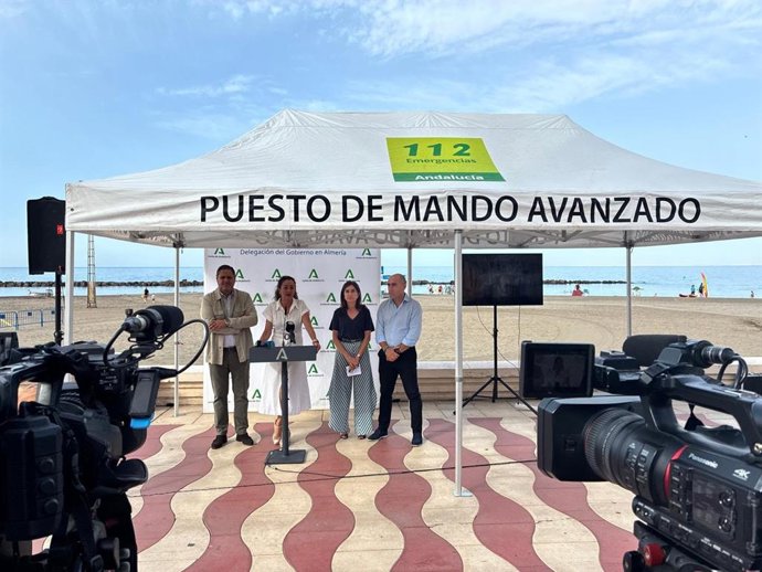 Presentación en Almería de la campaña de prevención de ahogamientos 'No esperes a verlo en las noticias, en el agua los descuidos son emergencias'.