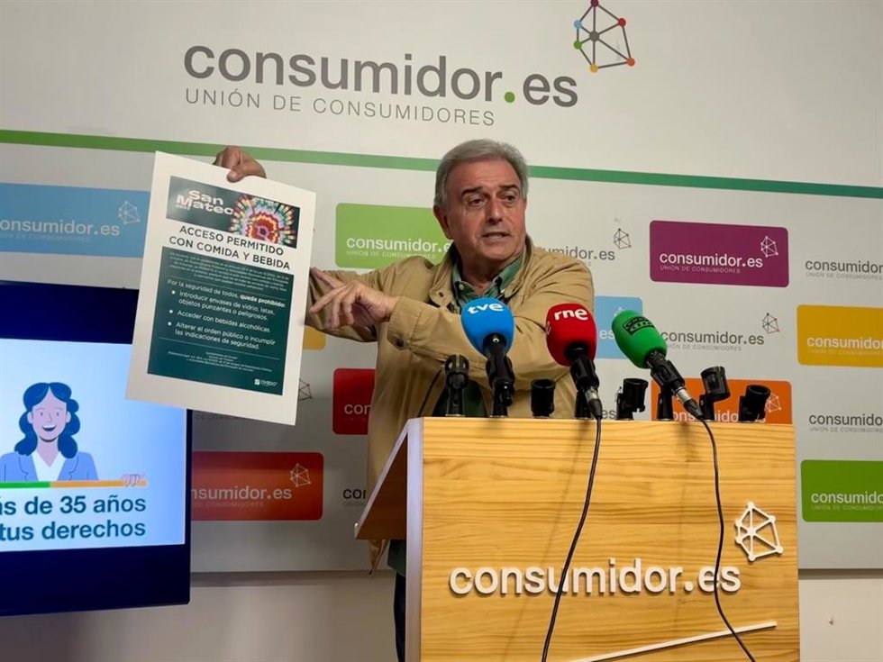 Rueda de prensa del presidente de UCE-Asturias, Dacio Alonso, sobre el Reggaeton Beach Festival de Avilés y el ejemplo de buenas prácticas de Avilés