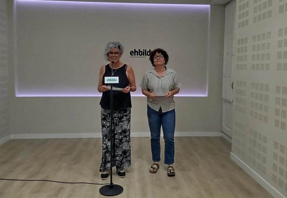 Las alcaldesas de Arakil y de Burlada, Oihana Olaberria y Berta Arizkun, de EH Bildu