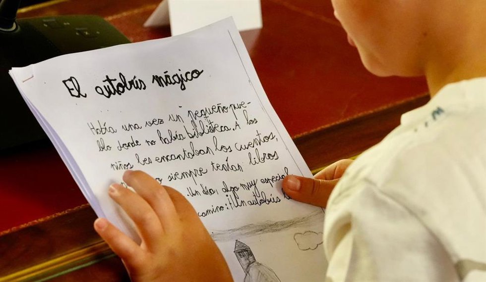 La Diputación de Valladolid premia a niños y colegios de la provincia en el XXV Concurso Literario 'El Cuento Ilustrado'