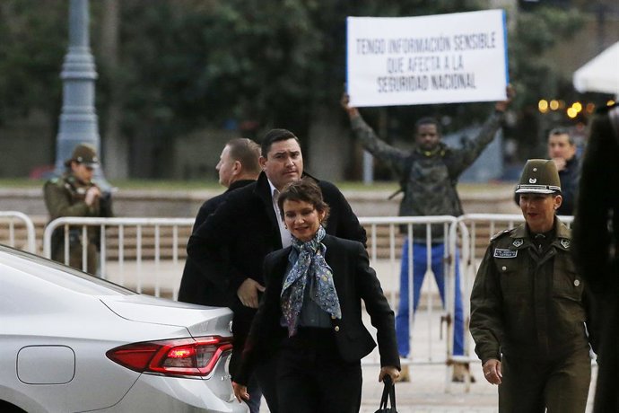Santiago, 27 de junio de 2023.  La ministra del interior, Carolina Toha, llega al palacio de La Moneda para una nueva reunion del Comite Politico    Dragomir Yankovic/Aton Chile