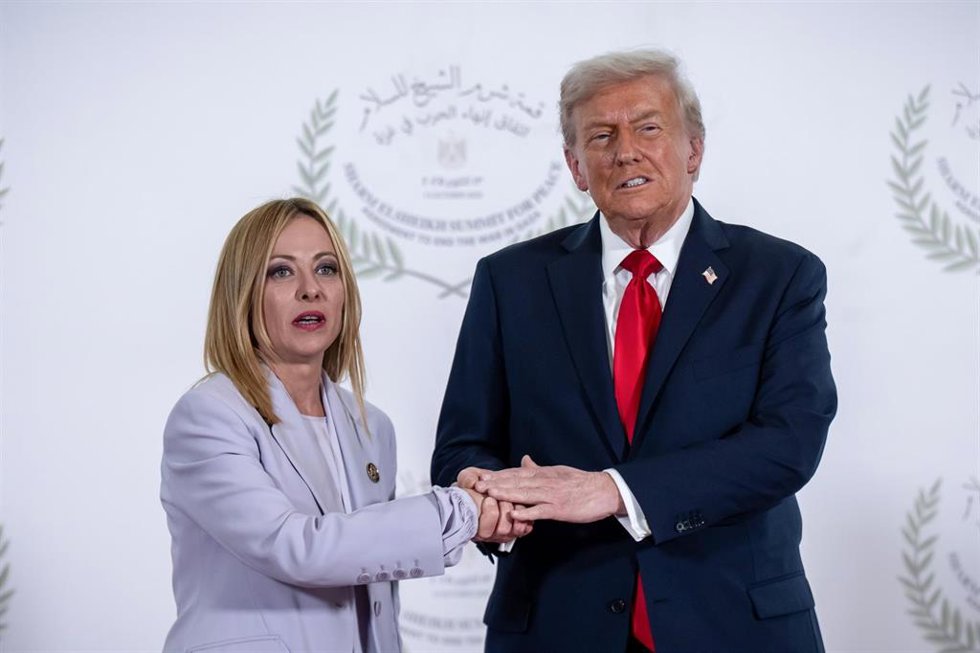 Archivo - Imagen de archivo de Giorgia Meloni y Donald Trump 