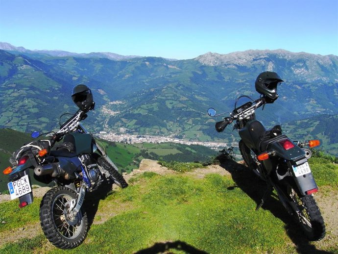 Archivo - Motos del Seprona de la Guardia Civil                                  