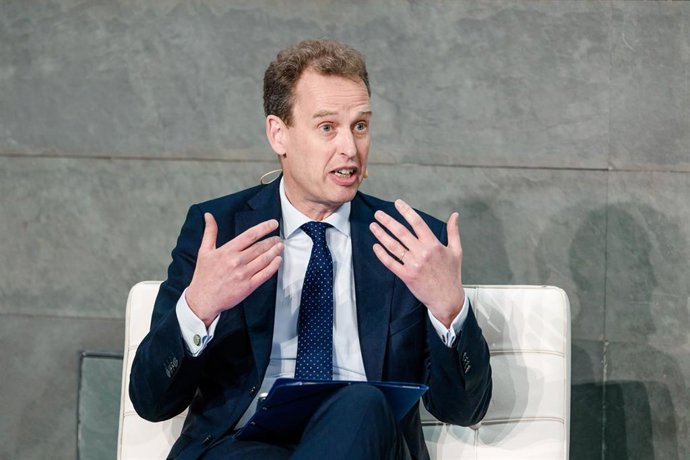 El vicepresidente del Consejo de Supervisión del BCE, Frank Elderson, durante la jornada 'Competitividad para el Crecimiento: La Oportunidad de Europa', en el Auditorio Rafael del Pino, a 19 de junio de 2026, en Madrid (España). 
