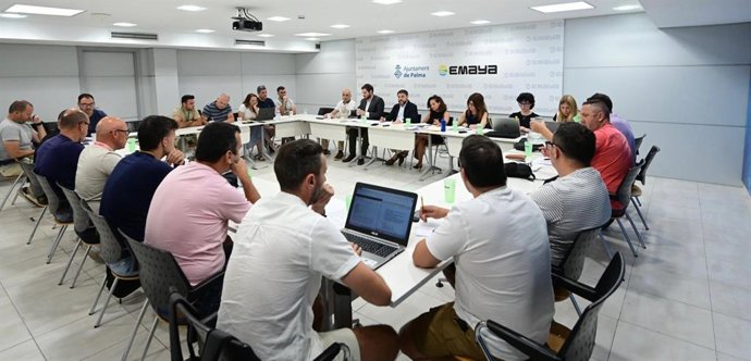 Cort y los sindicatos de la Policía Local alcanzan un acuerdo de mejoras retributivas y adecuación de plazas.