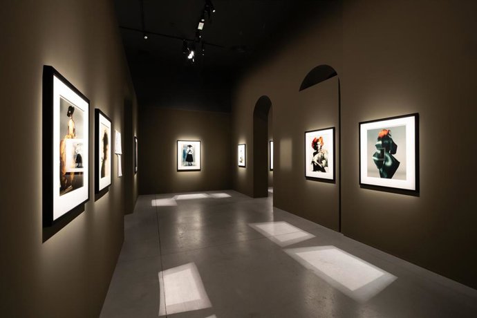 Exposición de Paolo Roversi.