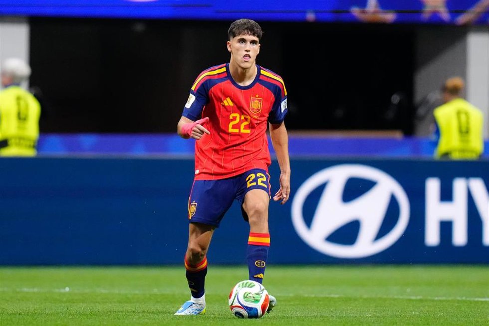 Pau Cubarsi durante el España-Cabo Verde del Mundial de Estados Unidos, México y Canadá