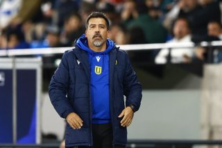 Futbol, Universidad Catolica vs Universidad de Concepcion, campeonato 2026 Fecha 15, Liga de Primera 2026. El entrenador de Universidad de Concepcion Ricardo Viveros, es fotografiado durante un partido de primera contra Universidad Catolica disputado en