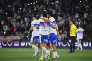 Futbol, Universidad Catolica vs Universidad de Concepcion, campeonato 2026 Fecha 15, Liga de Primera 2026. El jugador de Universidad Catolica Justo Giani, centro, celebra su gol durante un partido de primera contra Universidad de Concepcion disputado en