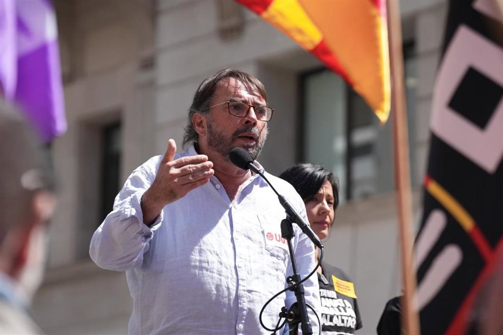 Archivo - El secretario general de UGT de Catalunya, Camil Ros, durante la concentración por el Día Mundial de la Seguridad y la Salud en el Trabajo, a 28 de abril de 2026, en Barcelona, Catalunya (España).