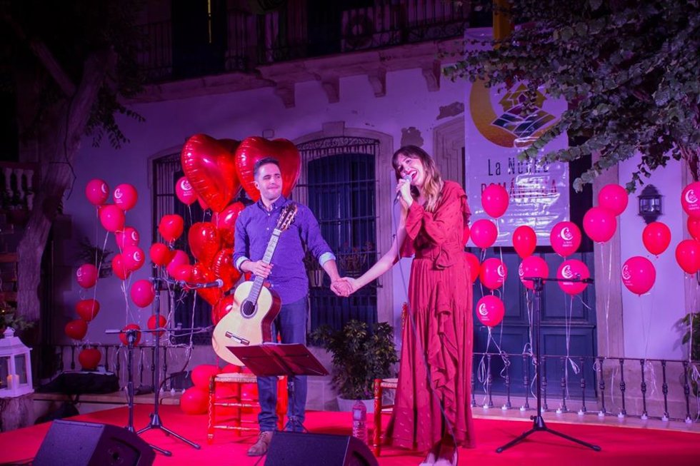 Liérganes, Potes y Santillana celebrarán este sábado la décima edición de 'La Noche Romántica'