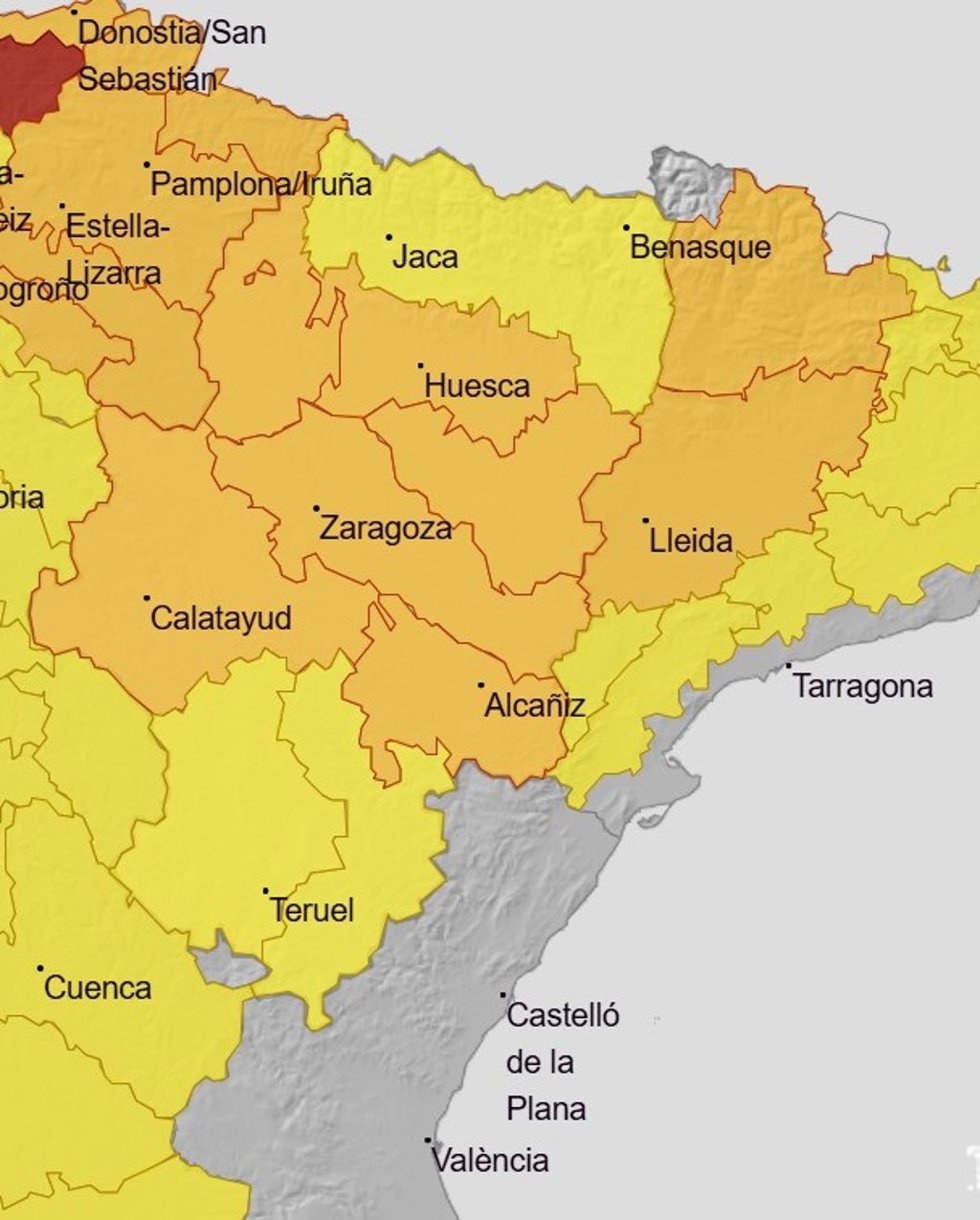 Mapa con los avisos de Aemet pr altas temperaturas para este domingo