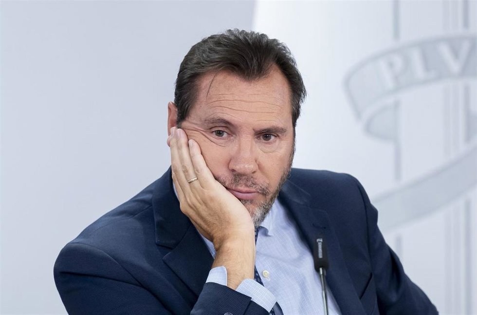El ministro de Transportes y Movilidad Sostenible, Óscar Puente, durante la rueda de prensa posterior al Consejo de Ministros, en el Palacio de la Moncloa, a 9 de junio de 2026, en Madrid (España).