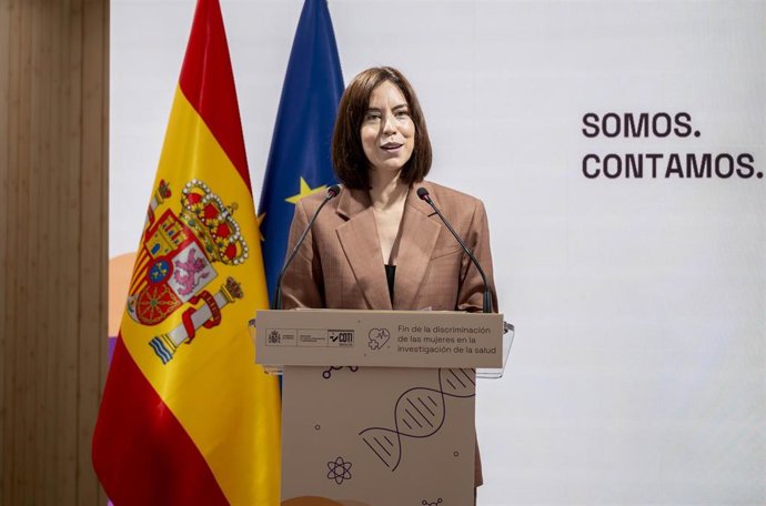 La ministra de Universidades, Ciencia e Innovación, Diana Morant, interviene durante la presentación del programa ‘Somos. Contamos: fin de la discriminación de las mujeres en la investigación de la salud’, a 15 de junio de 2026, en Madrid (España). 