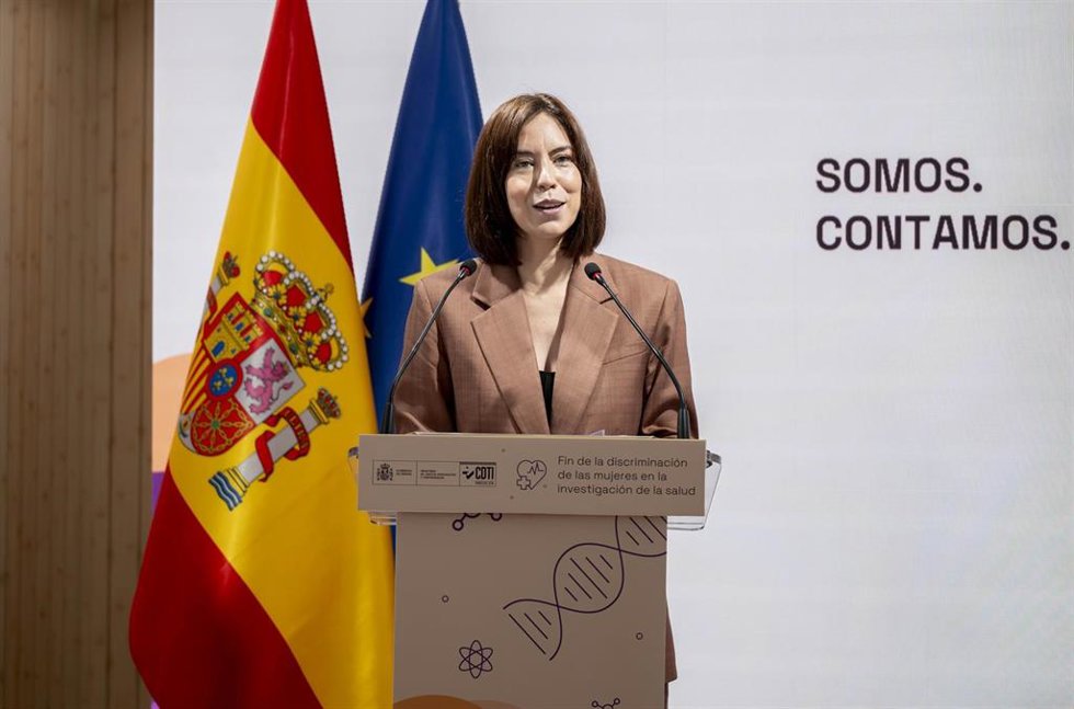 La ministra de Universidades, Ciencia e Innovación, Diana Morant, interviene durante la presentación del programa ‘Somos. Contamos: fin de la discriminación de las mujeres en la investigación de la salud’, a 15 de junio de 2026, en Madrid (España). 