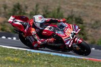 Bagnaia gana la Sprint en Brno, Márquez sube al podio y Martín acecha al líder