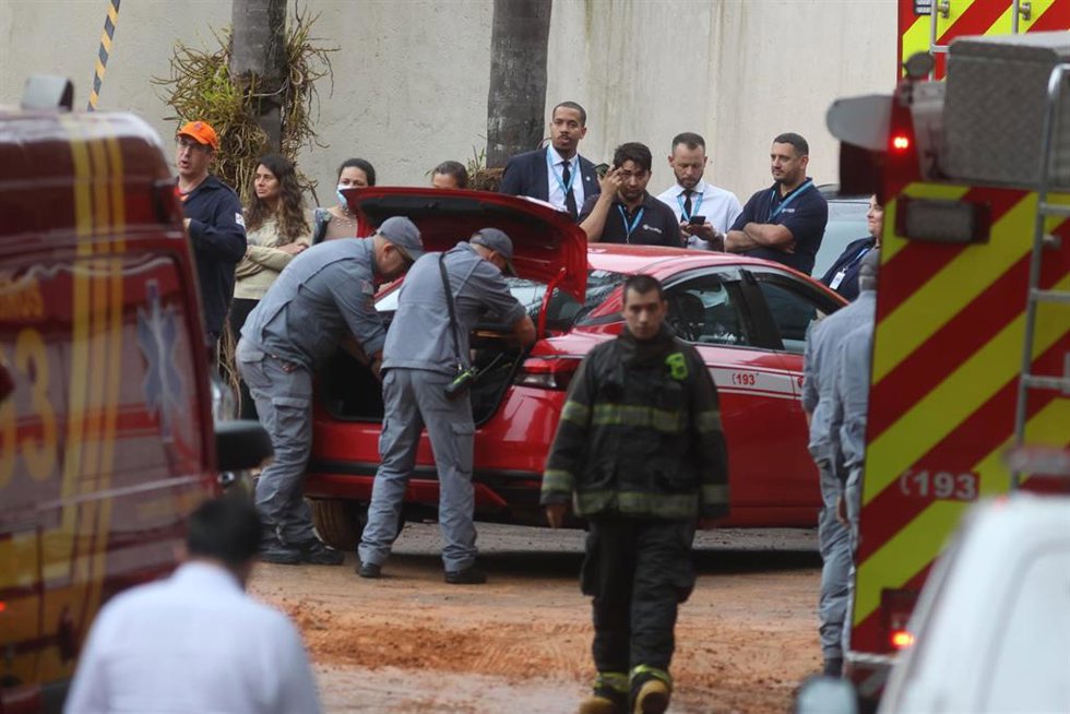 Archivo - Imagen de archivo de servicios de Emergencia en Brasil
