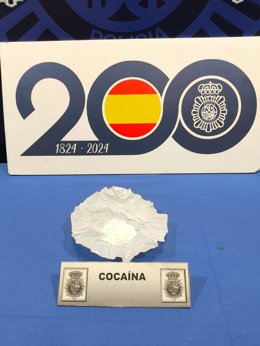 Cocaína incautada al detenido.