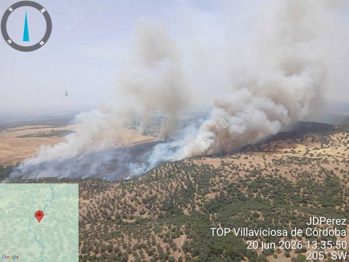 Incendio declarado en Almodóvar del Río (Córdoba) a 20 de junio.