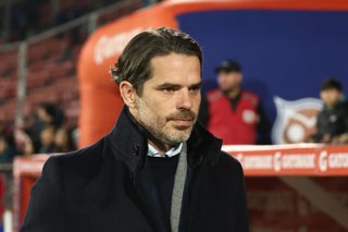 Chile.- Fernando Gago fue internado en clínica de Santiago y la U aclaró estado de salud