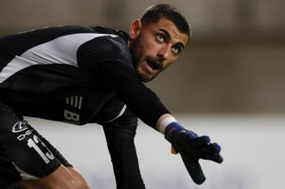 Futbol, Union La Calera vs Universidad Catolica. Fecha 3, Copa Chile 2025. El arquero de Universidad Catolica Thomas Gillier es fotografiado durante el partido del grupo D de la Copa Chile contra Union La Calera disputado en el estadio Nicolas Chahuan de