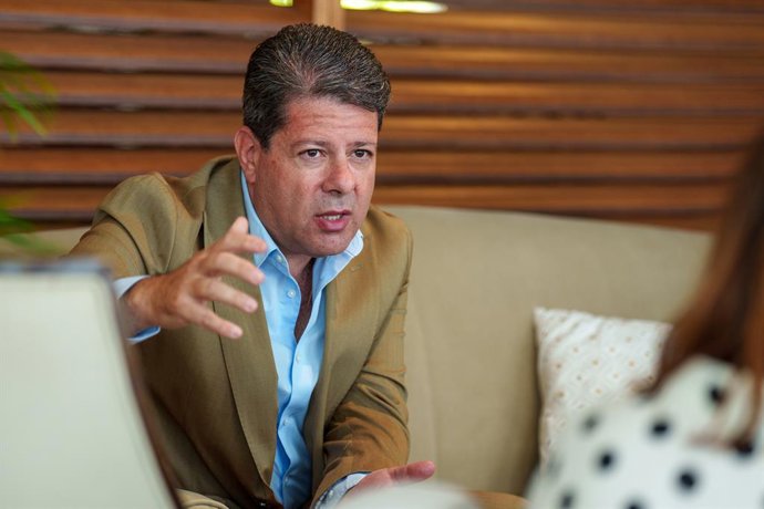 O Ministro-Chefe, Fabian Picardo, durante um encontro com jornalistas espanhóis. Em 19 de junho de 2026, em Gibraltar. Fabian Picardo anunciou que renunciará ao cargo de Ministro-Chefe após a assembleia do GSLP no outono de 2026 e apoia Gemma Arias-Vásque