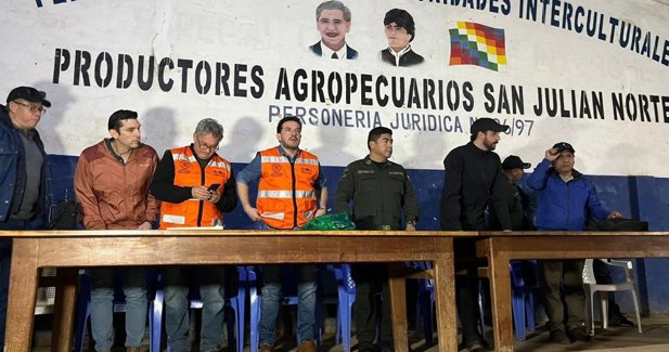 El Gobierno boliviano y los manifestantes acuerdan el levantamiento de bloqueos en parte de Santa Cruz