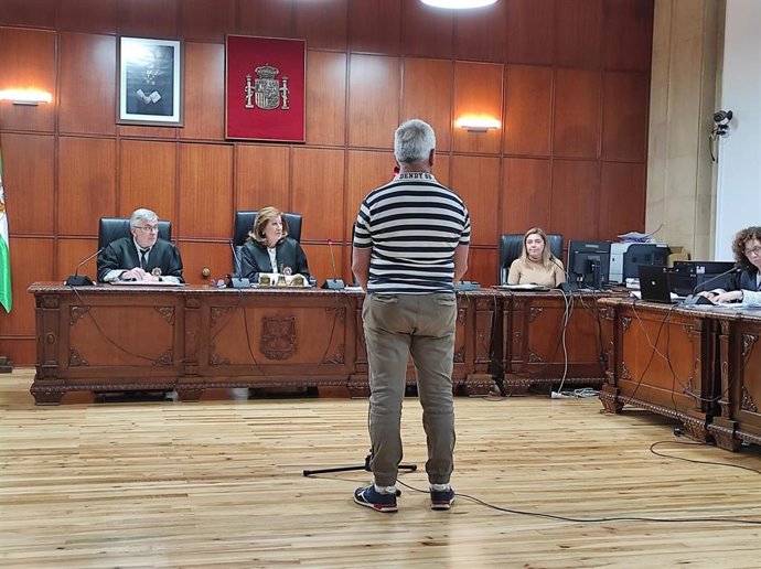 Archivo - El acusado prestando declaración en el juicio