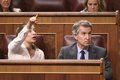 PP och Vox granskar regeringen för fall av korruption under kursens sista kontrollsession