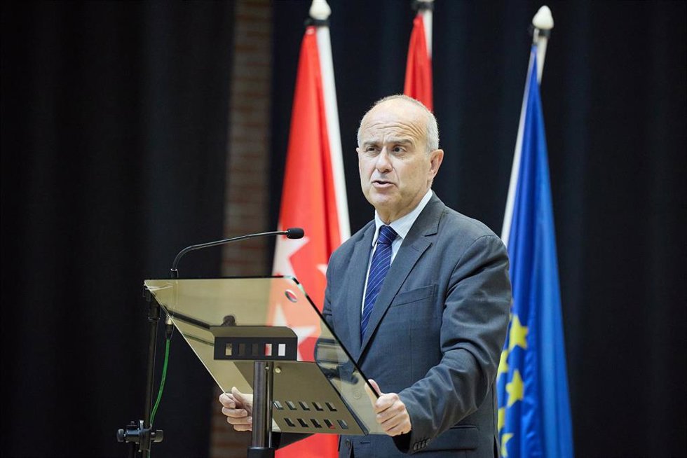 Archivo - El rector de la UNED, Ricardo Mairal, en imagen de archivo. 