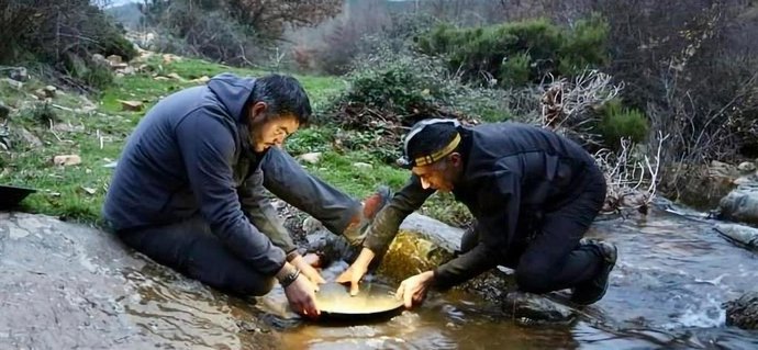 La ULE estudia la relación entre la disputa actual por recursos energéticos y la carrera por el oro en la Antigua Roma