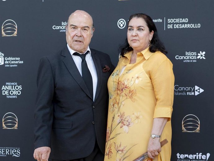 Ana Pérez‑Lorente, mujer de Antonio Resines, recuerda cómo empezó su historia de amor en un semáforo de Madrid