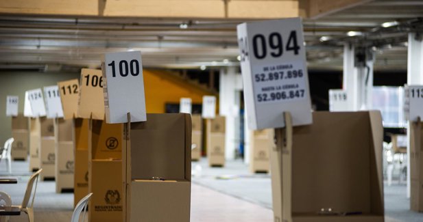 Abren las urnas para la segunda vuelta de las elecciones presidenciales de Colombia