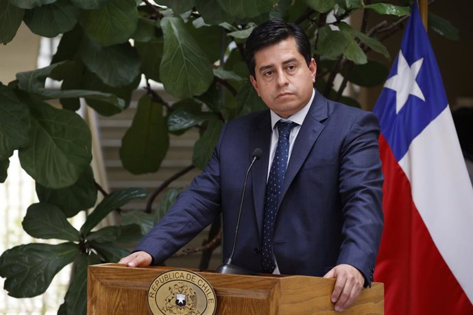Valparaiso, 21 de diciembre de 2022. El senador Pedro Araya ofrece un punto de prensa en el Senado. Raul Zamora/Aton Chile