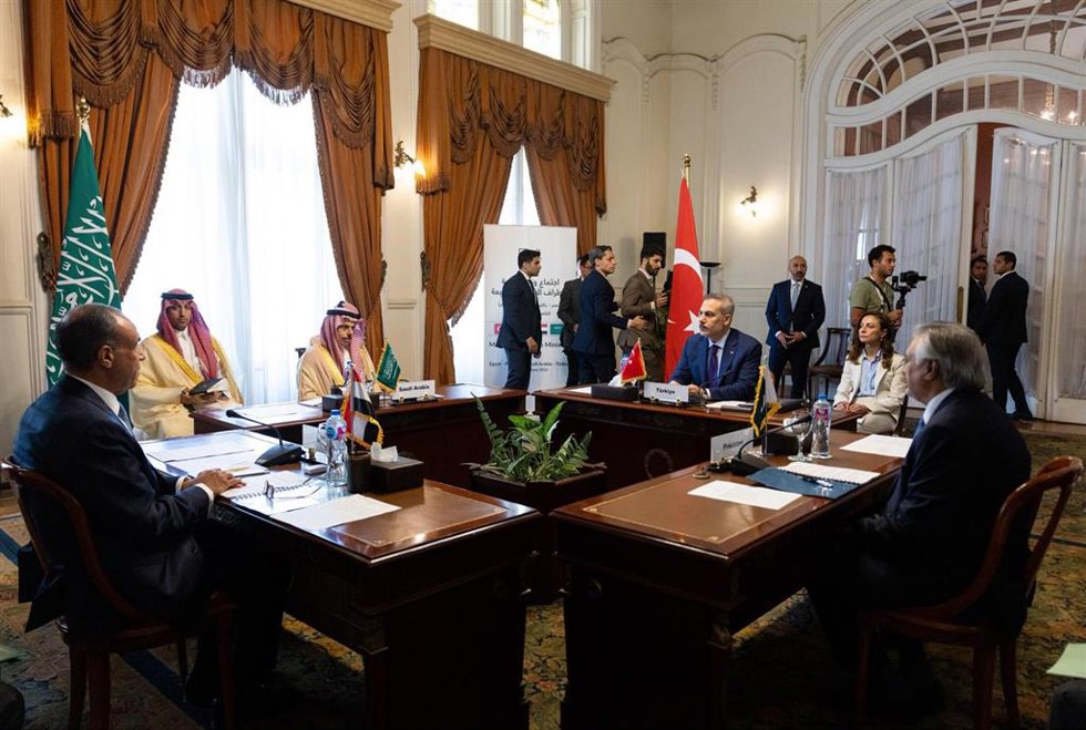 Los ministros de Exteriores de Egipto, Turquía, Pakistán, Arabia Saudí se reúnen en El Cairo a 21 de junio de 2026