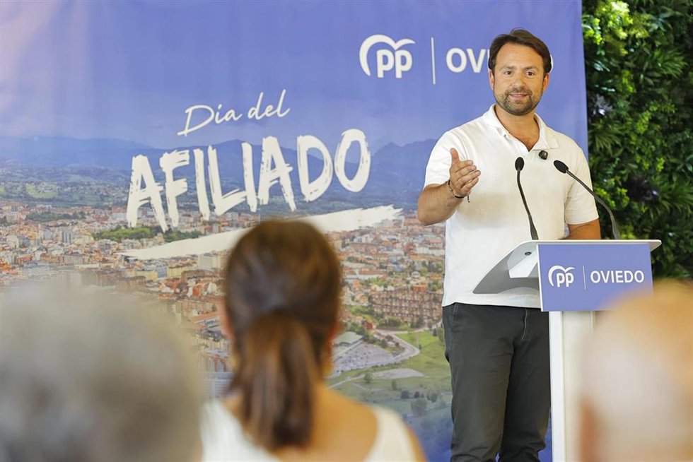 El presidente del PP, Álvaro Queipo en el Día del Afiliado.